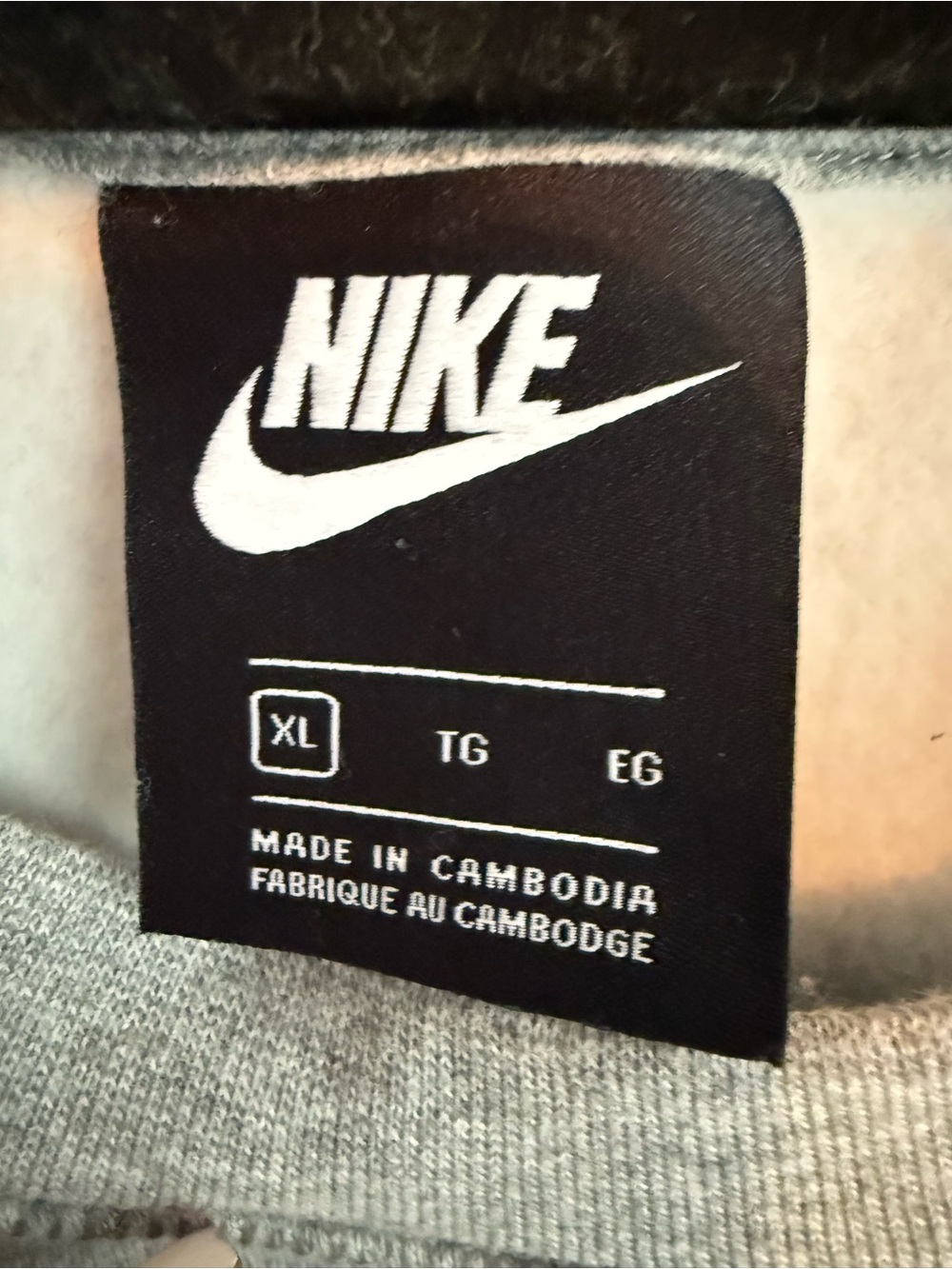 Nike Gray & White Swoosh Cropped Sweatshirt and Joggers Set - Picture 3 of 7